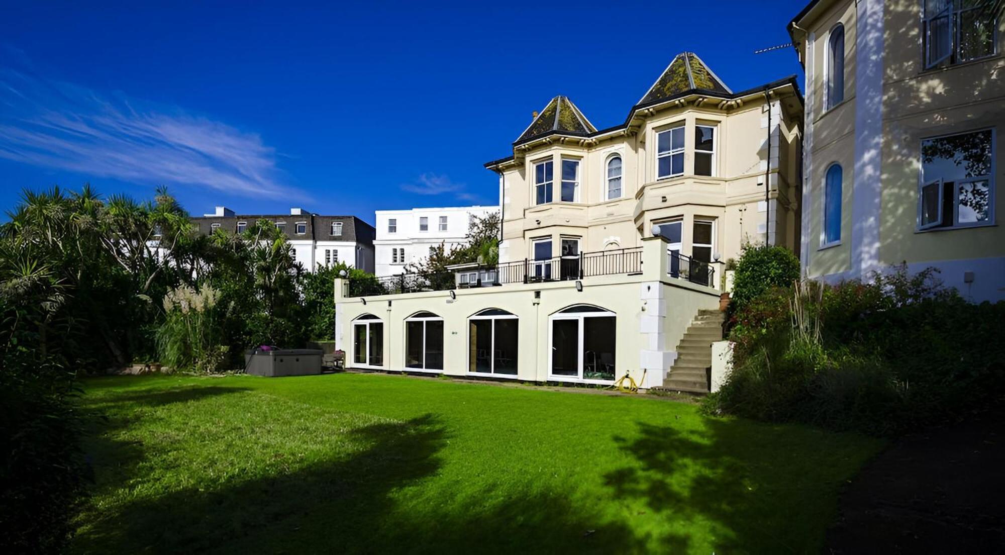 Crofton House Hotel Торки Экстерьер фото